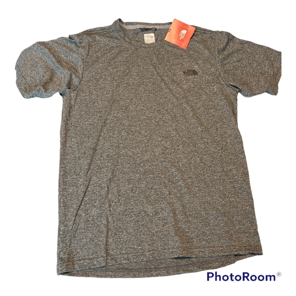 NWT Men's North Face T-Shirt